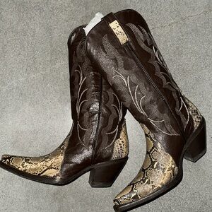 Leather cowboy boots